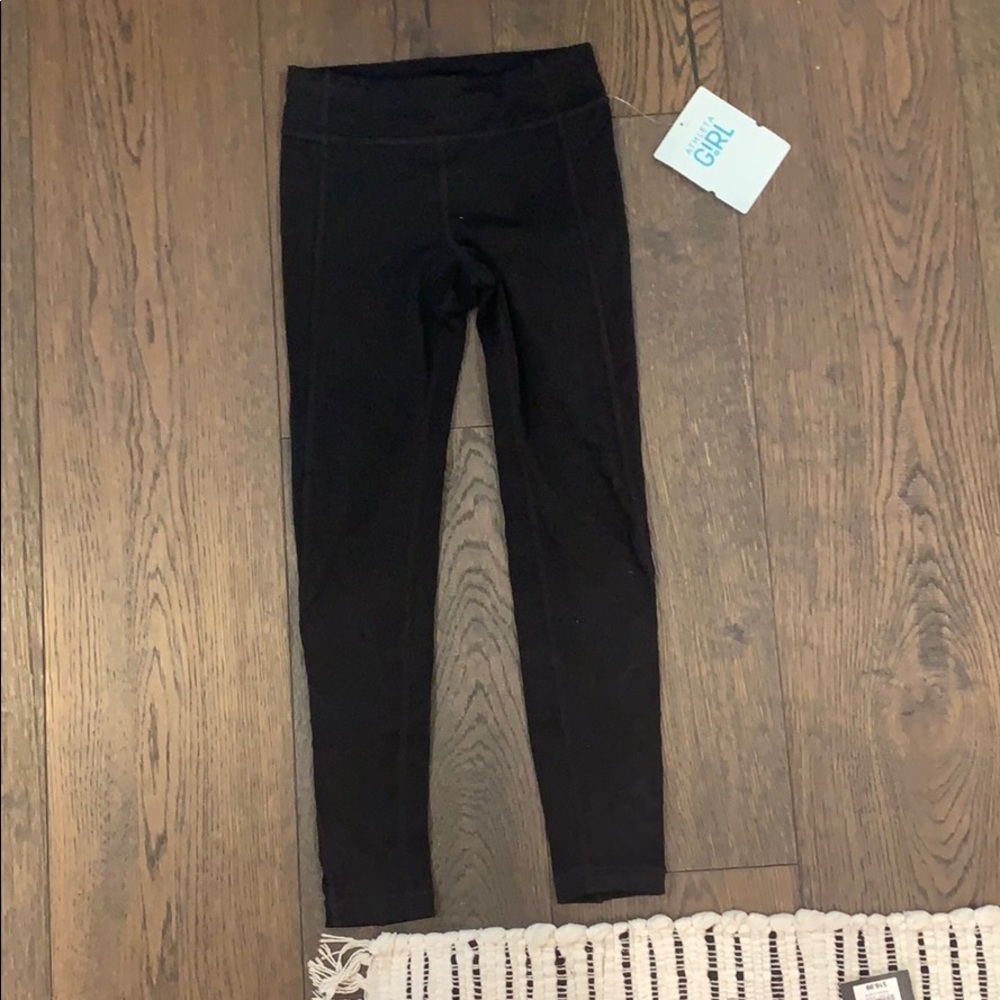 Black athletic leggings with a crisscross!